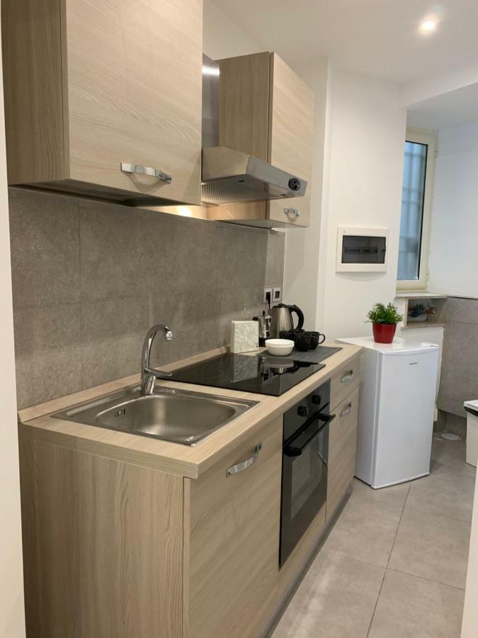 Myb Apartamento Nápoles Exterior foto