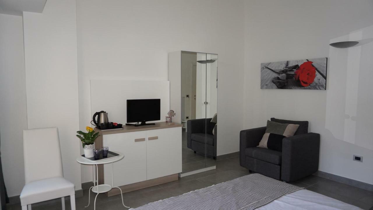 Myb Apartamento Nápoles Exterior foto